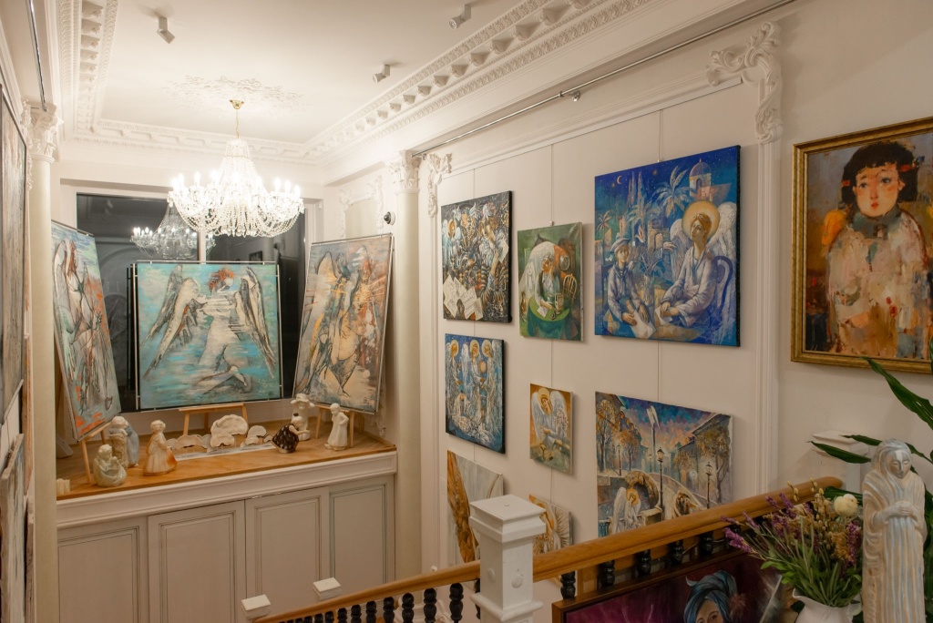 Фотографии предоставлены Арт-резиденцией А.В. Соловьева «Дом Ангелов». Фотографии предоставлены Арт-резиденцией А.В. Соловьева «Дом Ангелов».