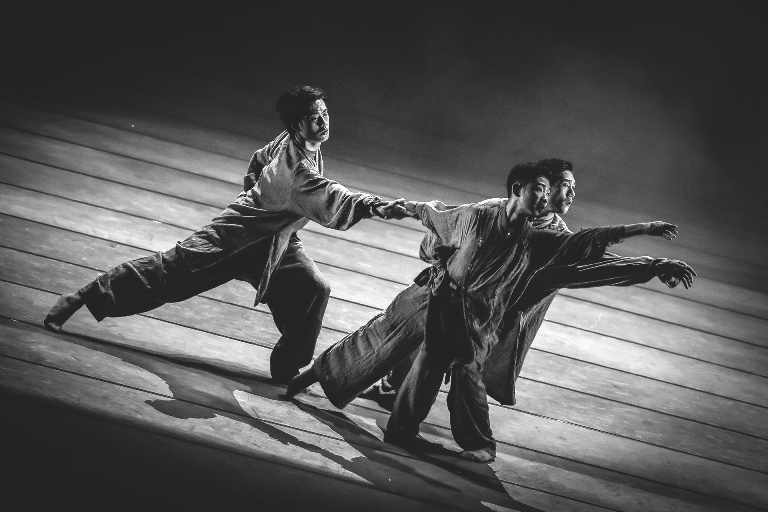 HUHU Dance, Танцевальная компания Шеньчжэня (Китай). Спектакль «Песня странника». Фото предоставлено пресс-службой фестиваля Dance Open. Правообладатель: Оргкомитет фестиваля. 