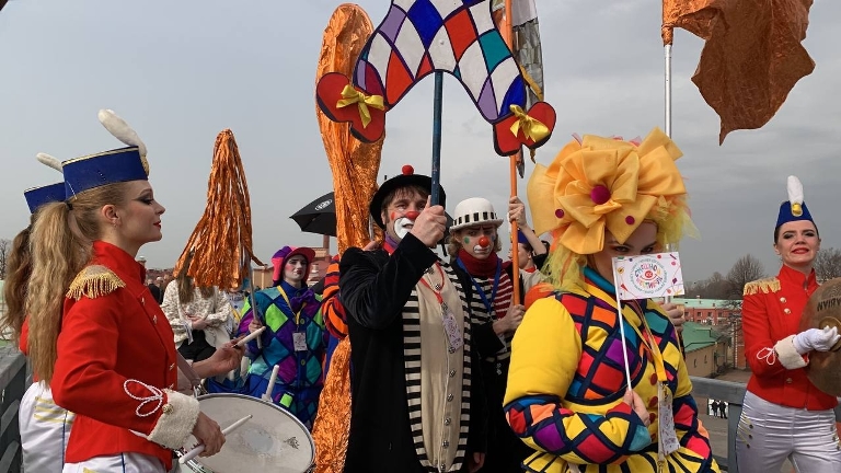 Смешной фестиваль. Источник: vk.com/smeshnoy_fest. Правообладатель: vk.com/smeshnoy_fest.