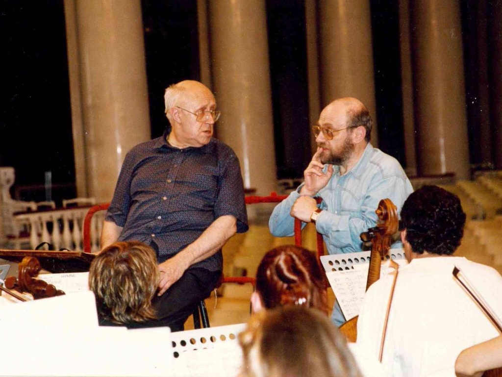 Мстислав Ростропович и Александр Кнайфель на репетиции в Большом зале перед концертом 7 июля 1997 года