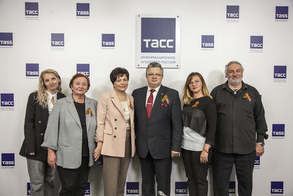 Правообладатель: пресс-служба Санкт-Петербургского театра глухих. Правообладатель: пресс-служба Санкт-Петербургского театра глухих.