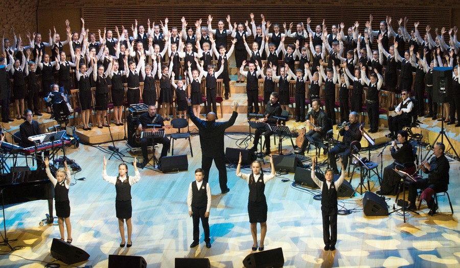 Правообладатель: mariinsky.ru. open_season244_kz_rus.jpg