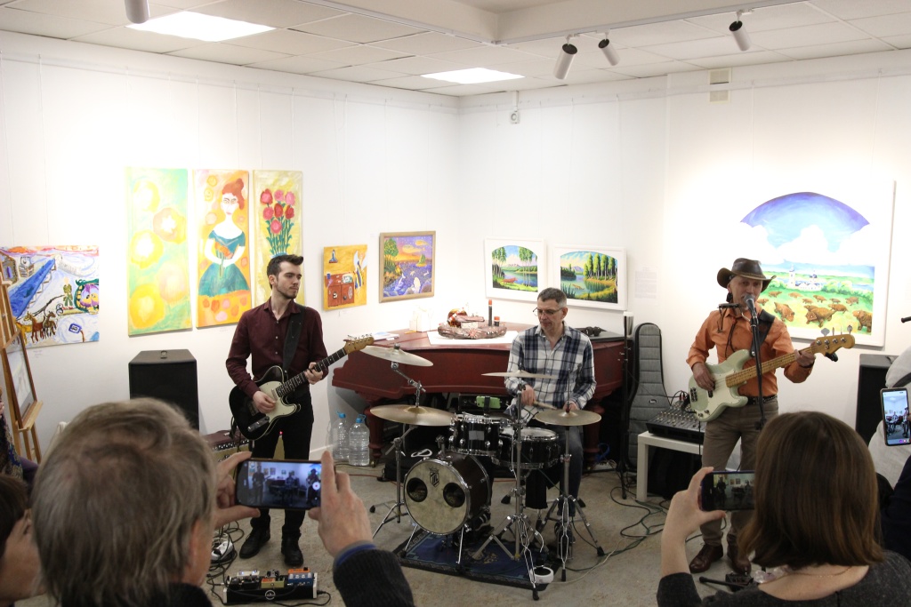 Правообладатель: АНО «Спиро» Творческий Тандем».