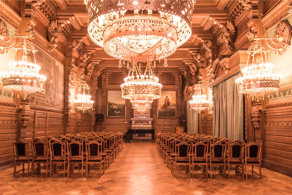 Дубовый зал Дома учёных. 