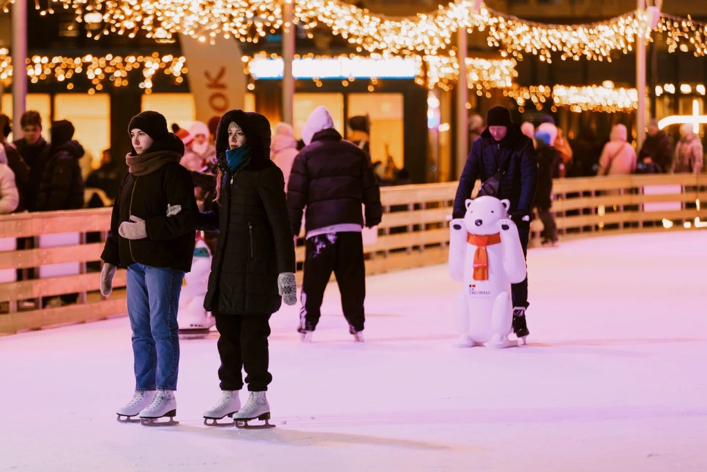 Правообладатель: Каток у Флагштока, flagshtock.ru.