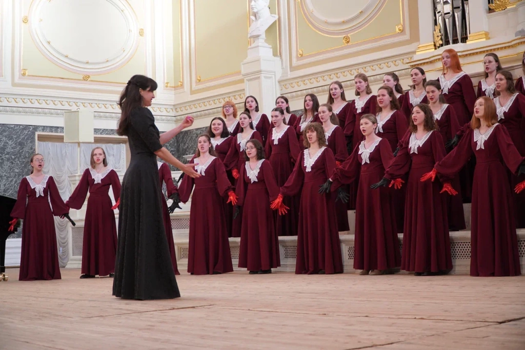 Хор на сцене.JPG
