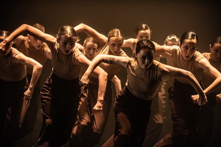 Фестиваль современного танца Санкт-Петербурга «Пятилетка». Источник: vk.com/petroconcert. Правообладатель: vk.com/petroconcert. 