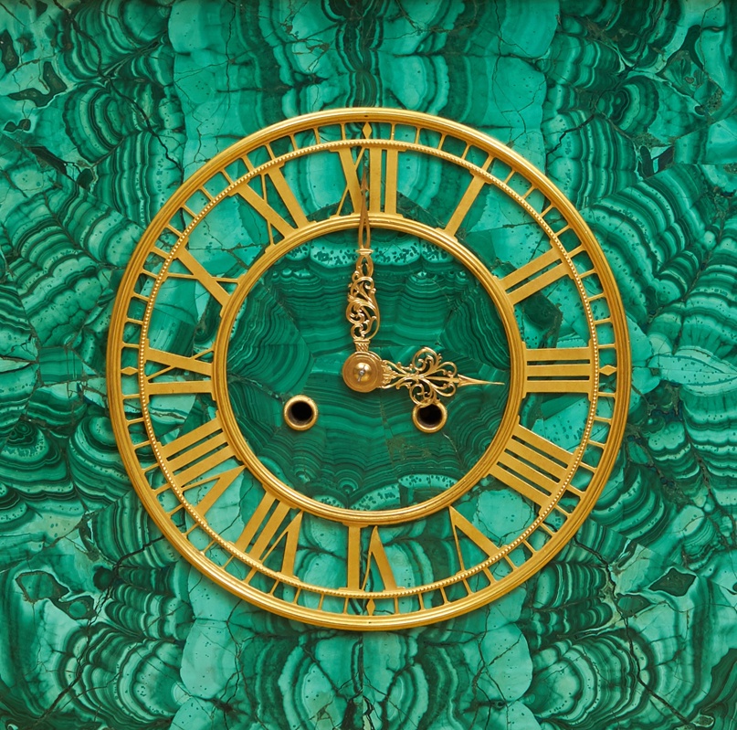 Часы из шереметевской коллекции.