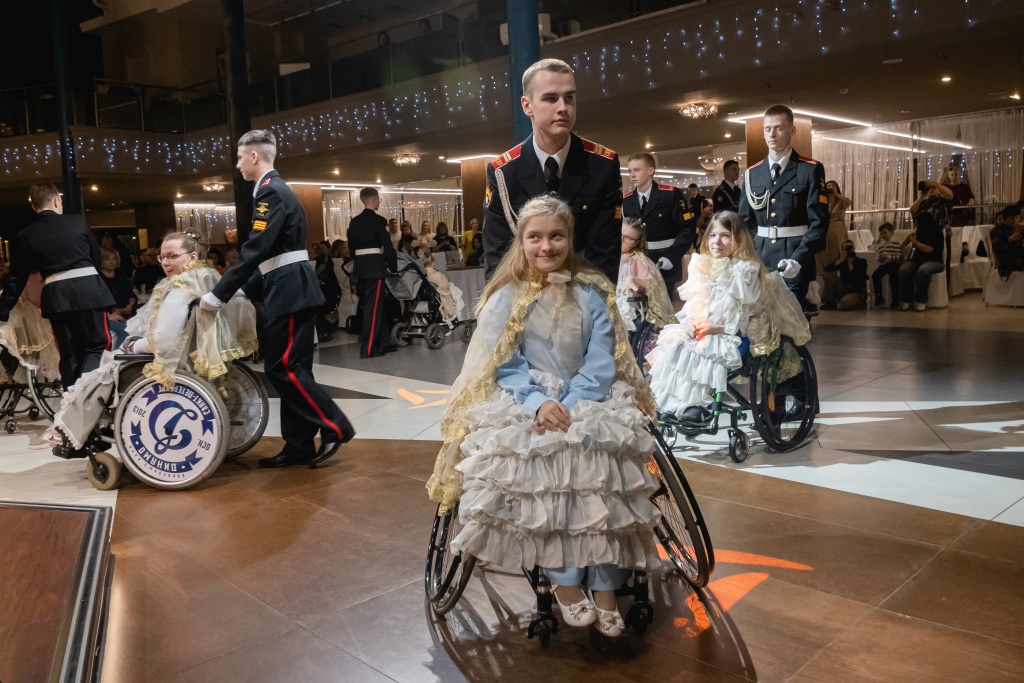 XI бал на колясках. Фото: Ирина Иванова. Правообладатель: Институт культурных программ.