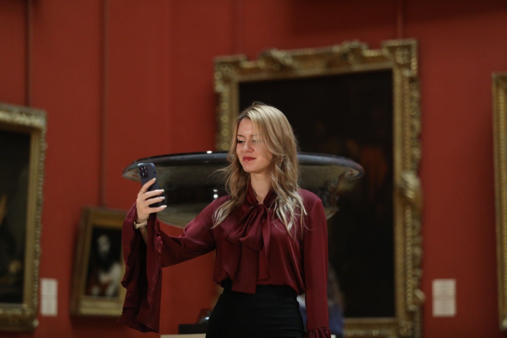 Музей приглашает авторов блогов, посвящённых искусству, истории и смежным темам, с аудиторией от 1000 подписчиков. Музей приглашает авторов блогов, посвящённых искусству, истории и смежным темам, с аудиторией от 1000 подписчиков.