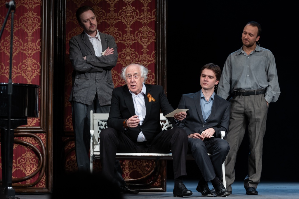 Правообладатель: Юлия Смелкина / Театр имени Ленсовета. Правообладатель: Юлия Смелкина / Театр имени Ленсовета.