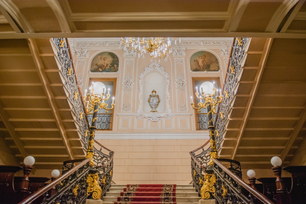 Театр музыкальной комедии приглашает на ноябрьские премьеры