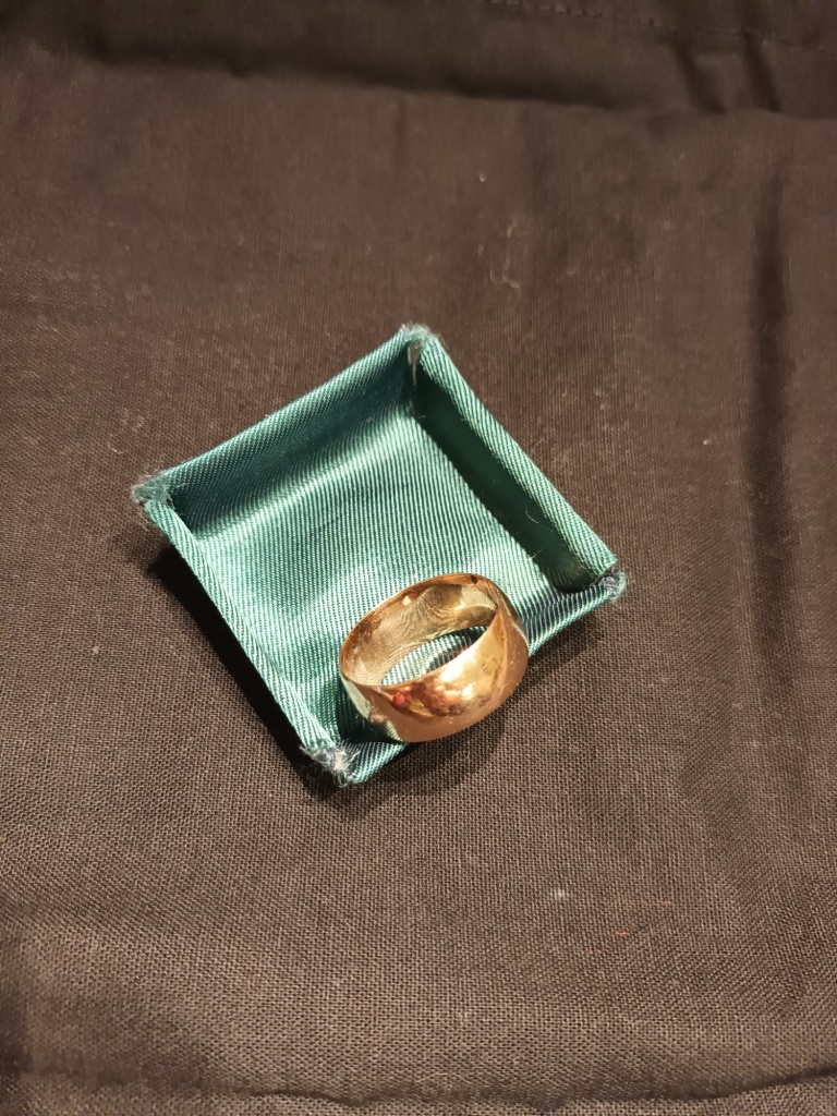 Обручальное кольцо И.Д. Шепеля.jpg