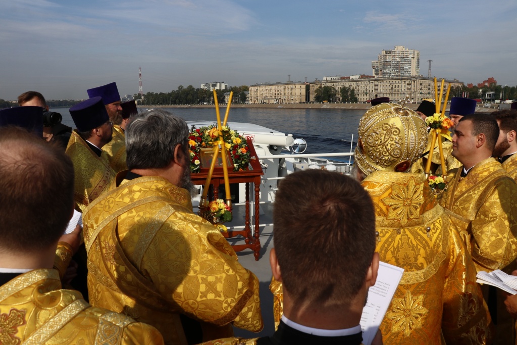 Водный крестный ход в 2024 году. Правообладатель: пресс-служба ГМИ СПб.