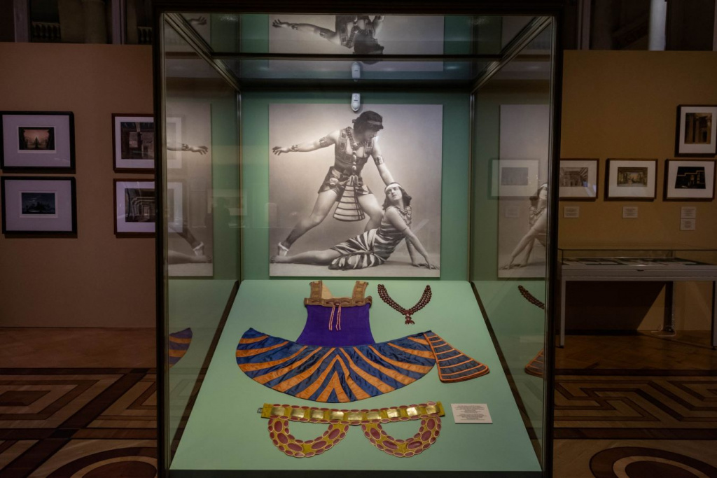 Театральная одежда с египетскими мотивами. Фото: Ирина Иванова