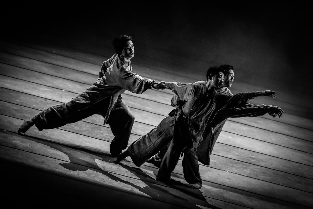 Песня странника, Huhu Dance (2).jpg