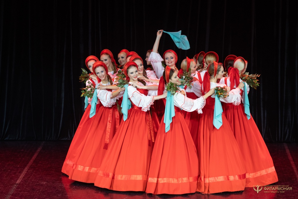Правообладатель: Ольга Акимичева / пресс-служба ансамбля «Березка» им. Н.С. Надеждиной. Правообладатель: Ольга Акимичева / пресс-служба ансамбля «Березка» им. Н.С. Надеждиной.