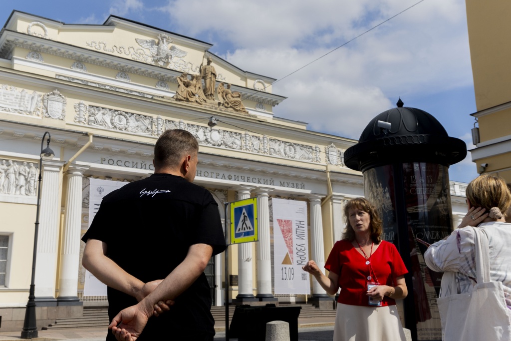 Экскурсия «Вся Россия в центре Петербурга» .JPG
