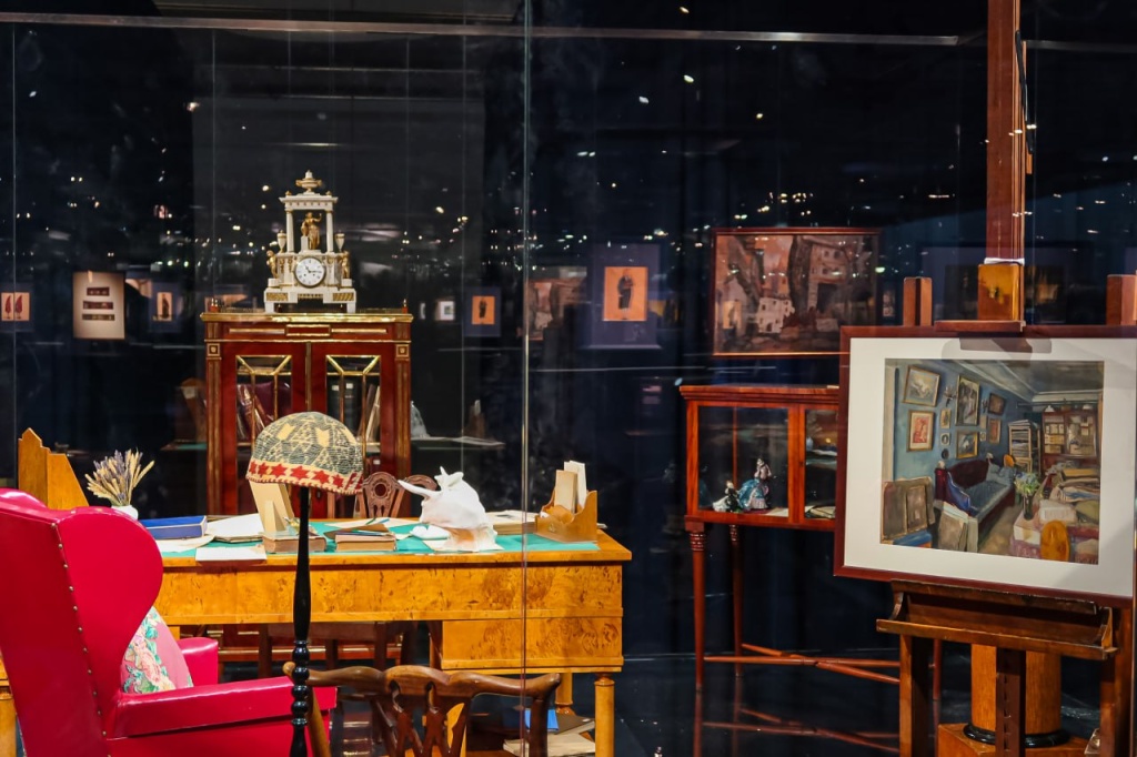 «Все Бенуа — Всё Бенуа». «Все Бенуа — Всё Бенуа».