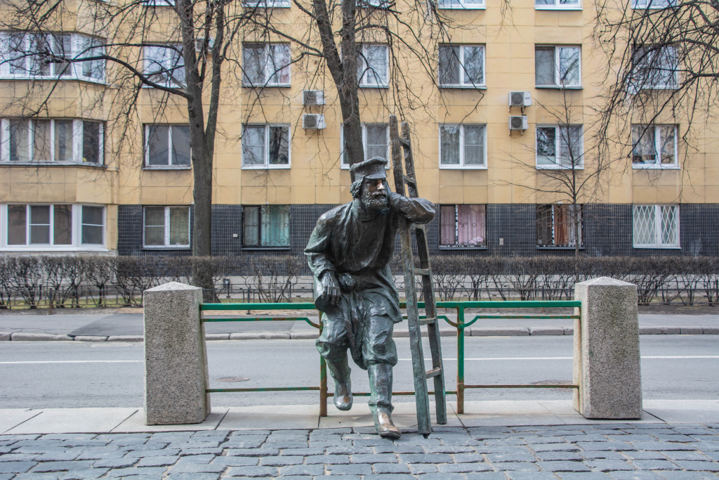 Памятник фонарщику. Фото: Ирина Иванова