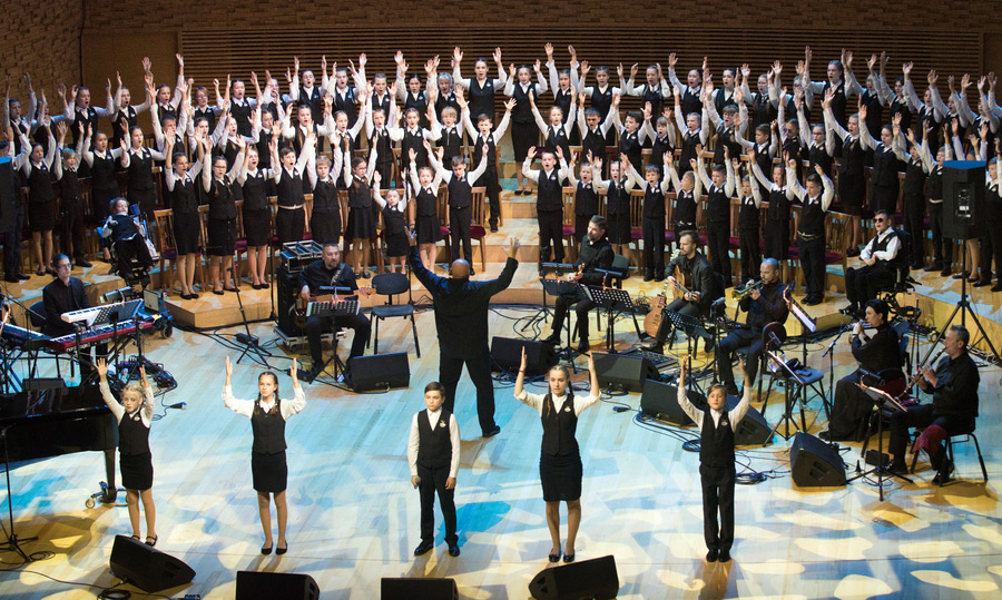 Фото: mariinsky.ru. Правообладатель: Государственный Мариинский театр. Screenshot 2026-08-20 at 16-17-02 open_season244_kz_rus.jpg (изображение «JPEG» 900 × 600 пикселей).png