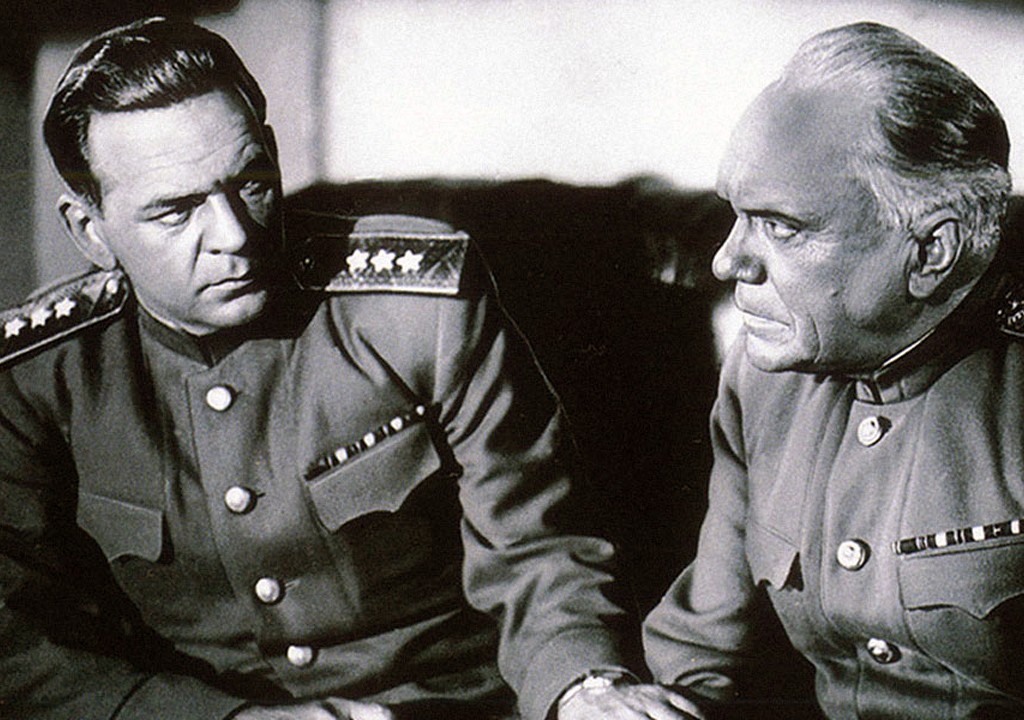 Кадр из х.ф. «Великий перелом», 1945 г. Реж. Ф.Эрмлер. 85zl03j5h1g1gdkged9omrlh0vl1fkwt.jpeg