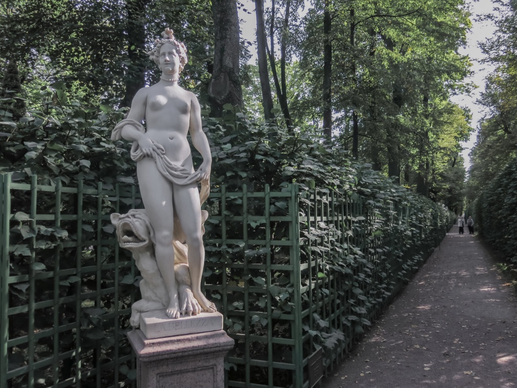 Летний сад. Фото: Ирина Иванова. Правообладатель: Институт культурных программ. Летний сад. Фото: Ирина Иванова.