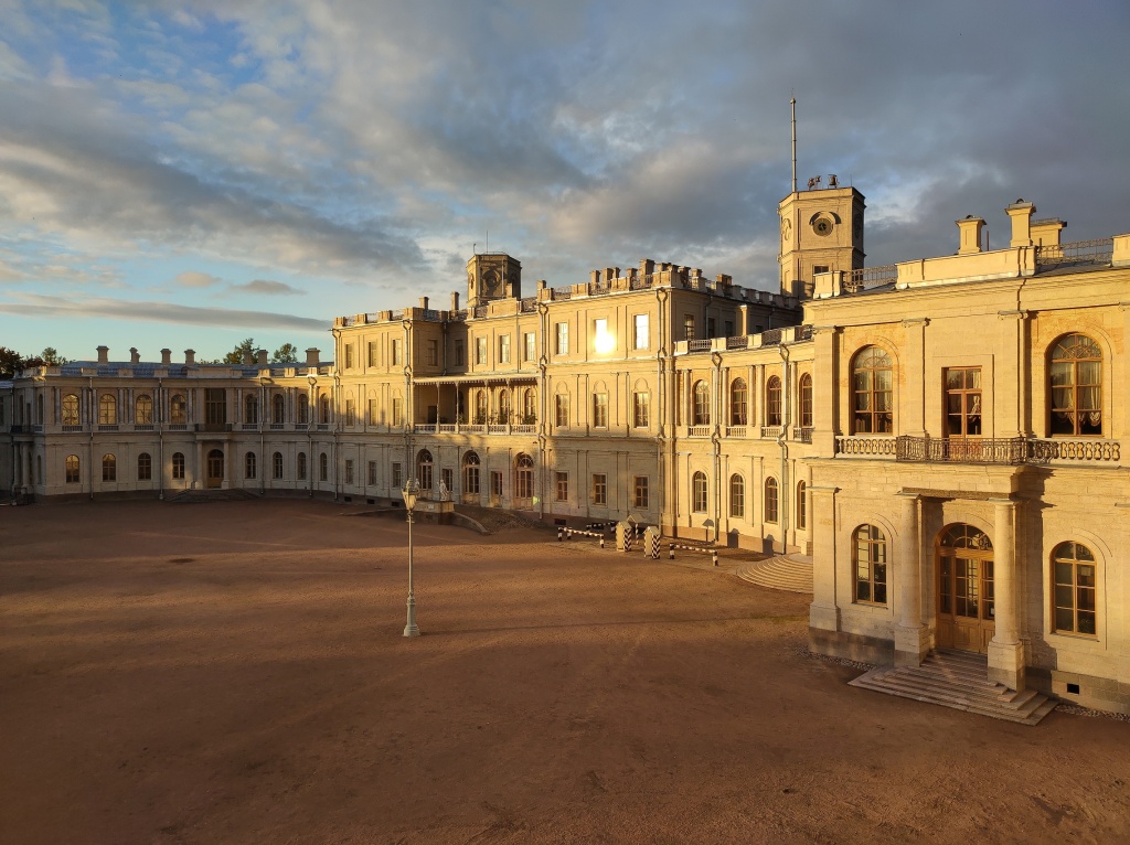 Автор — научный сотрудник Государственного музея-заповедника «Гатчина» Алексей Кошельков.