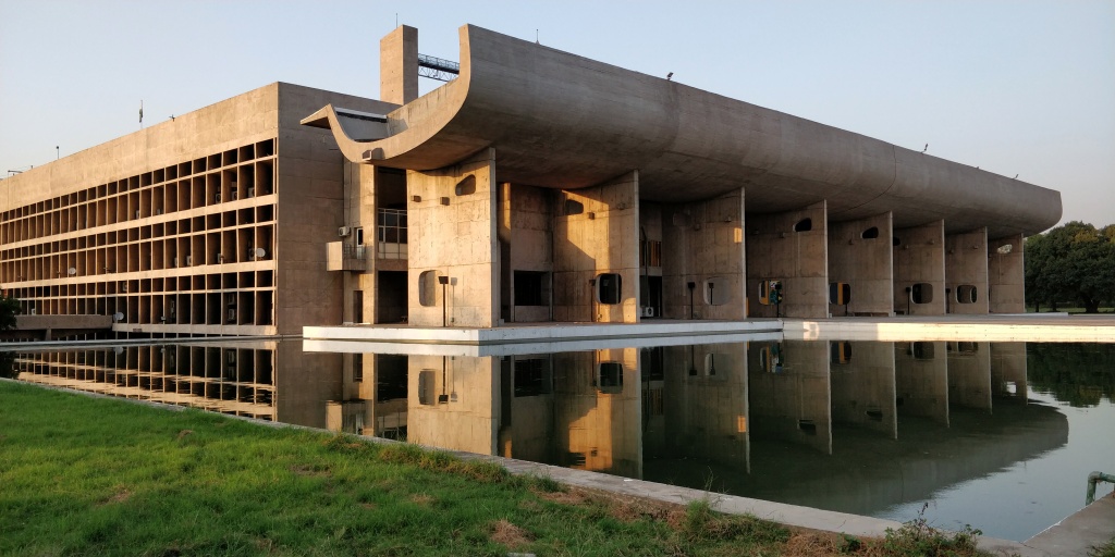 Кадр из фильма. Правообладатель: kuryokhin.net. Chandigarh_04.jpg