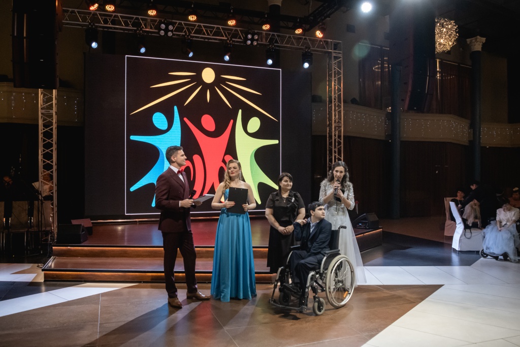 XI бал на колясках. Фото: Ирина Иванова. Правообладатель: Институт культурных программ.