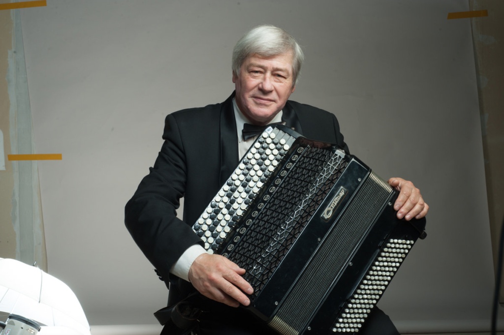 Выступает Виктор Дукальтетенко. Правообладатель: пресс-служба СПб ГБУК «Петербург-концерт». Выступает Виктор Дукальтетенко. Правообладатель: пресс-служба СПб ГБУК «Петербург-концерт».