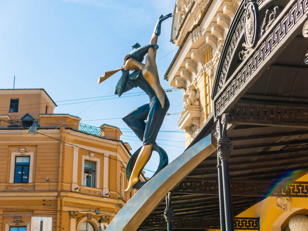 Памятник циркачу. Фото: Ирина Иванова