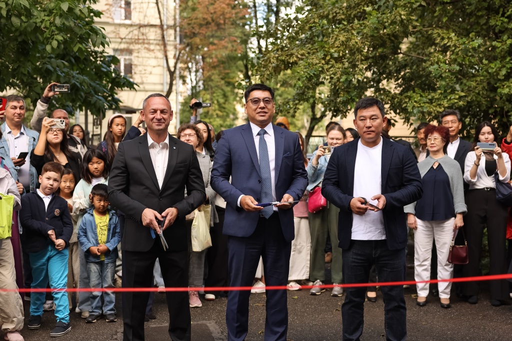 Правообладатель: Корейский дом в Санкт-Петербурге, vk.com/koreiskiy_dom.
