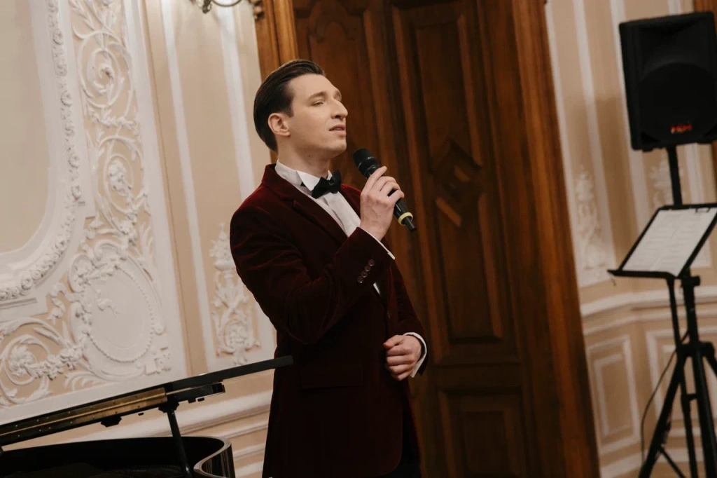 Правообладатель: Музыкальный театр им. Ф. И. Шаляпина. Правообладатель: Музыкальный театр им. Ф. И. Шаляпина.