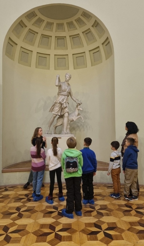 Фото: kids.artsacademymuseum.org. Правообладатель: Научно-исследовательский музей при Российской Академии художеств qj76pbfic_k.jpg