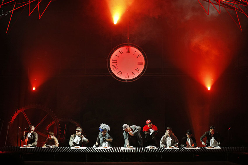 Фото: vk.com/akimovkomedia. Правообладатель: Театр Комедии им. Н.П. Акимова. Фото: vk.com/akimovkomedia.