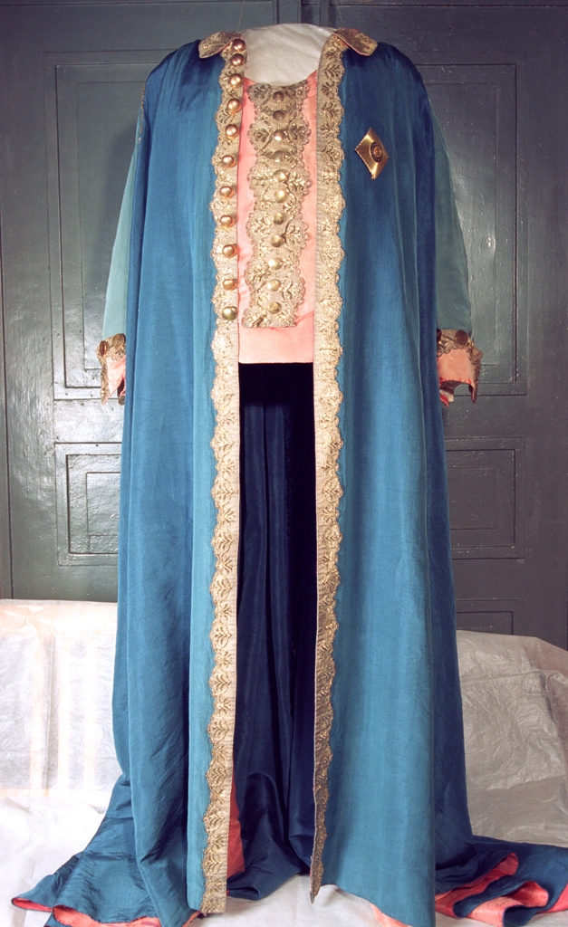 Мундирное платье Екатерины II.jpg