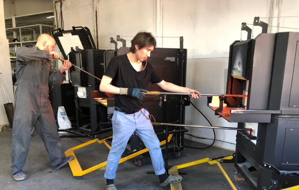 Открывается выставка двадцати творческих проектов «Стекольной сессии»