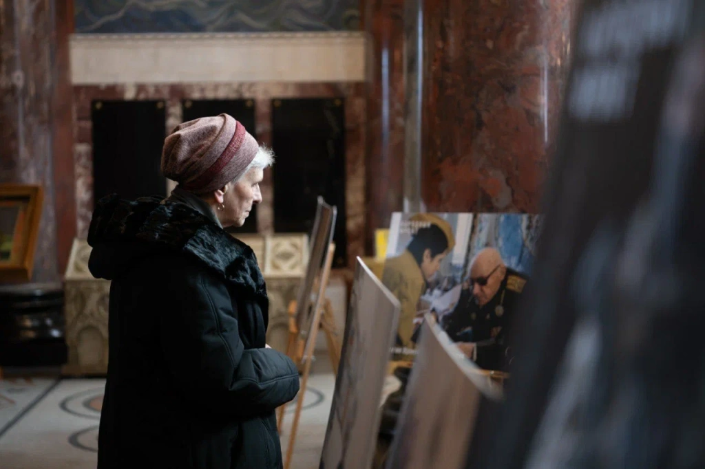 В рамках программы откроется фотовыставка «Свои герои». В рамках программы откроется фотовыставка «Свои герои».