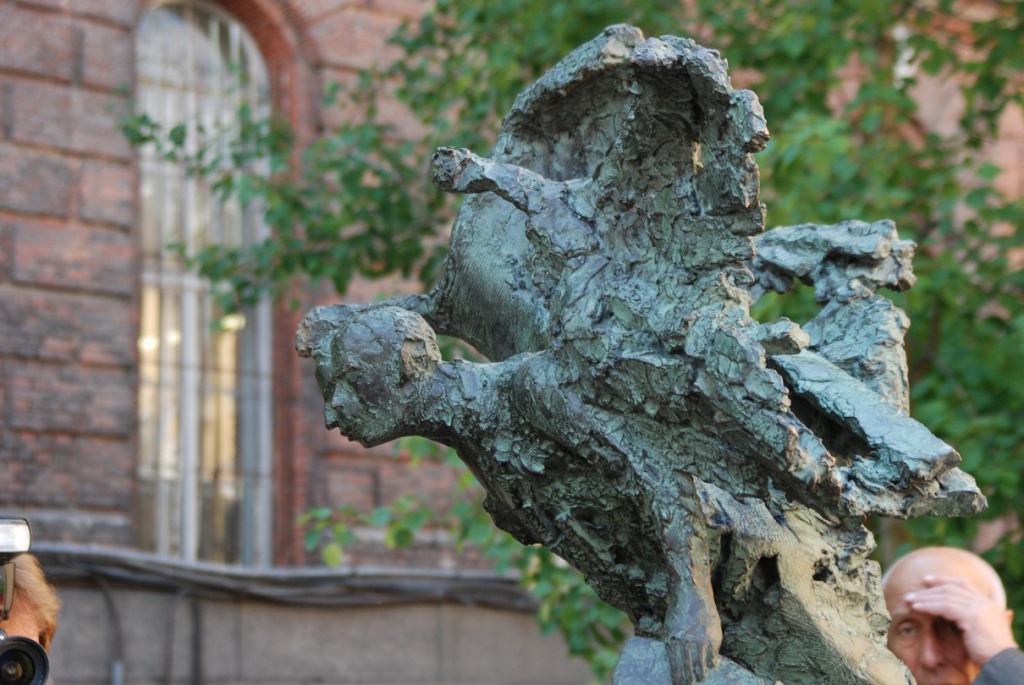 «Памятник любви». Правообладатель: СПБГУ, spbu.ru.