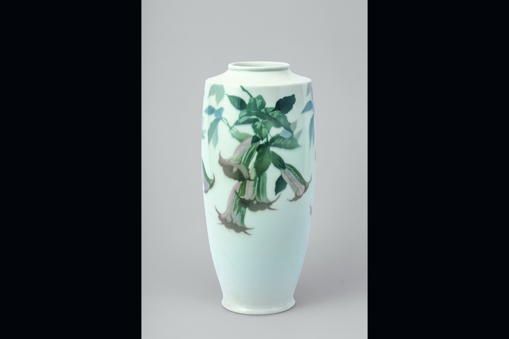 Ваза «Красная датура». ИФЗ. 1914.