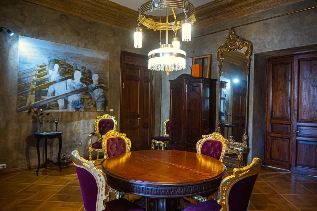 Музей-квартира Георгия Гурьянова. Музей-квартира Георгия Гурьянова.