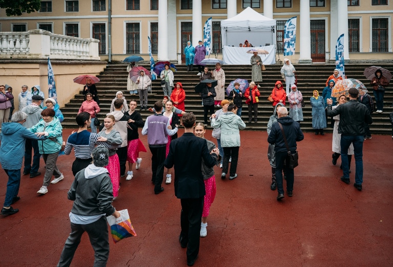 Фото предоставлено организаторами проекта «Городские танцевальные веранды». Правообладатель: организатор проекта. 