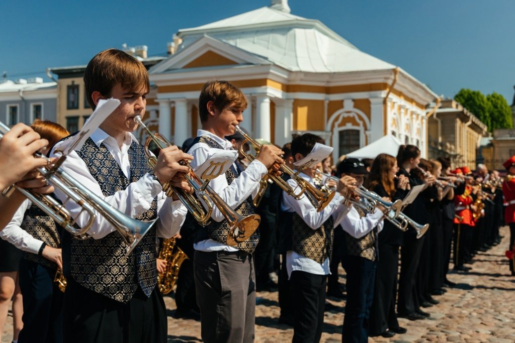 Правообладатель: Детская школа искусств имени Мравинского, schoolmravinsky.ru. Правообладатель: Детская школа искусств имени Е.А. Мравинского, schoolmravinsky.ru.