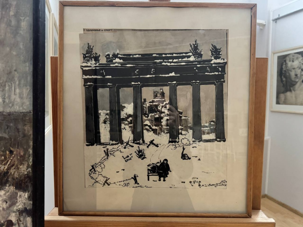 Через художественные образы и сюжеты полотен передана трагическая повседневность тех дней.