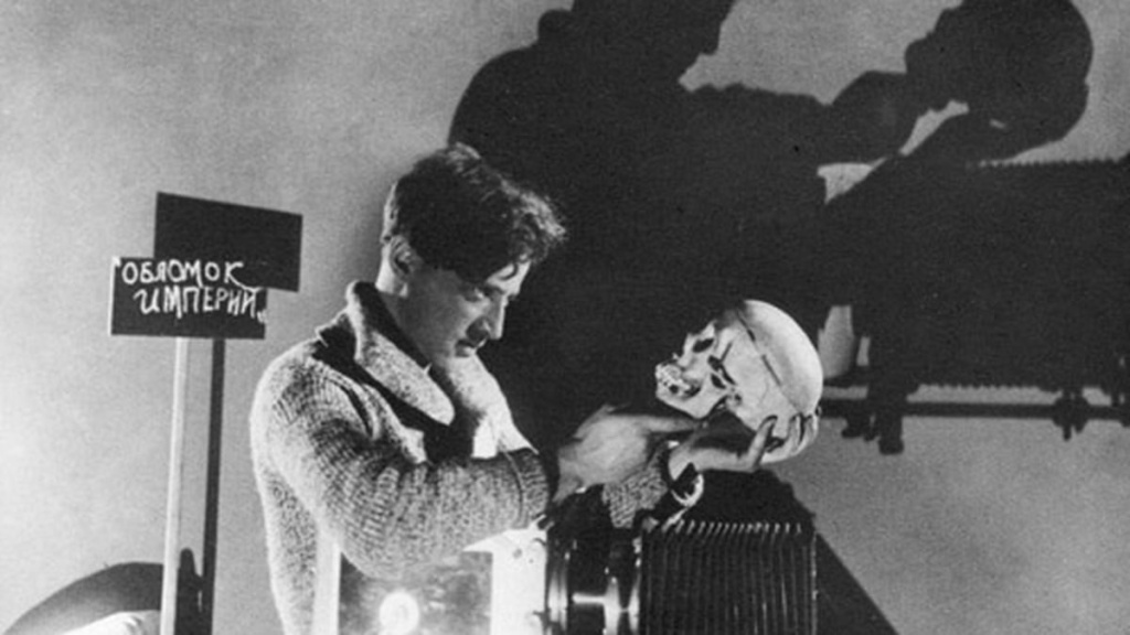 Фридрих Эрмлер «Обломок империи» (1929).