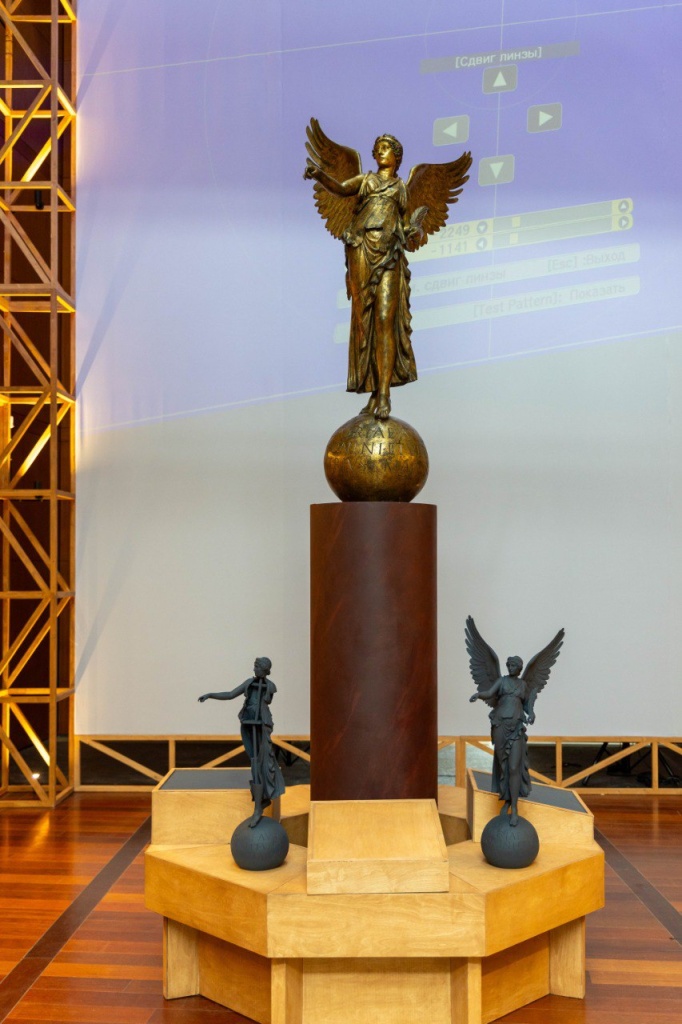 Тактильные модели и аудиогид делают многовековую историю осязаемой для всех, включая людей с инвалидностью. 