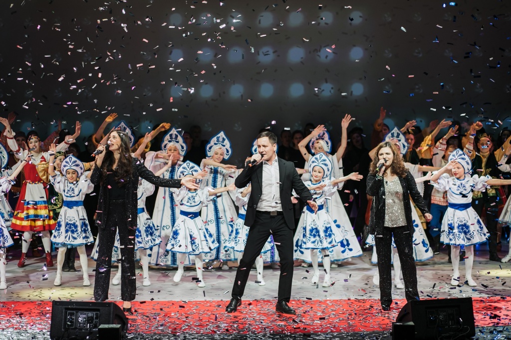 Правообладатель: СПб ГБУ «Приморский культурный центр».