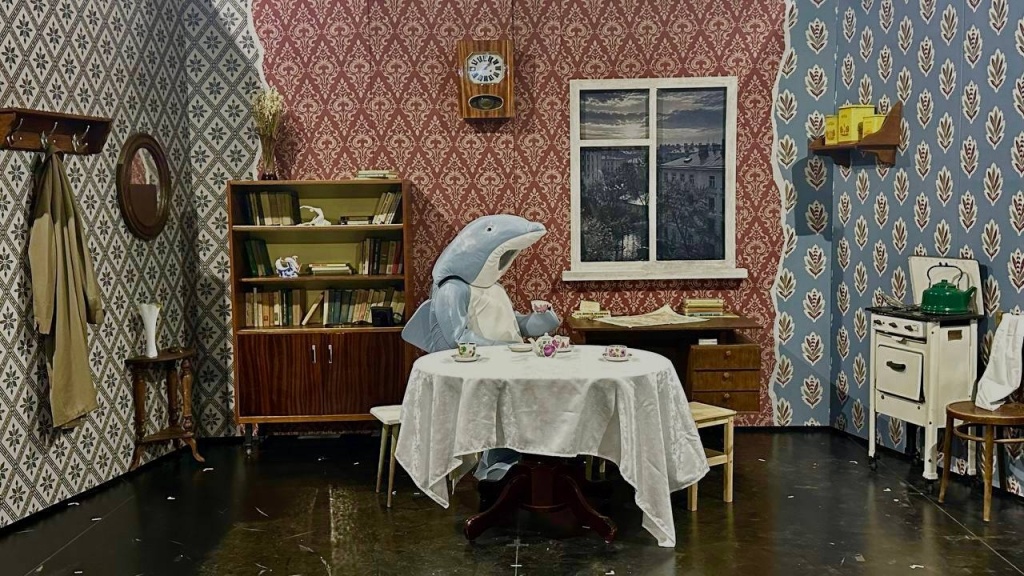 «Дружба, дельфин, Ленинград». 