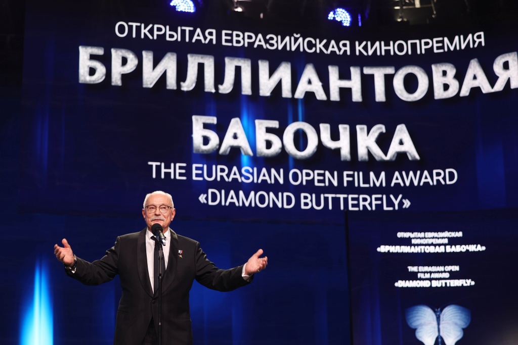 Никита Михалков на церемонии вречения премии. Никита Михалков на церемонии вречения премии.